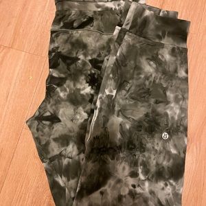 lululemon joggers BRAND NEW